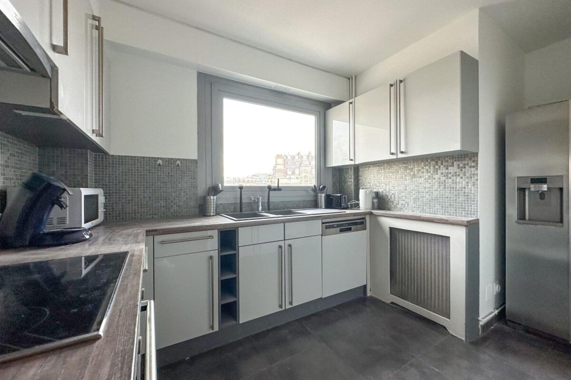 Ferienhaus Flexliving - - Ternes Paris